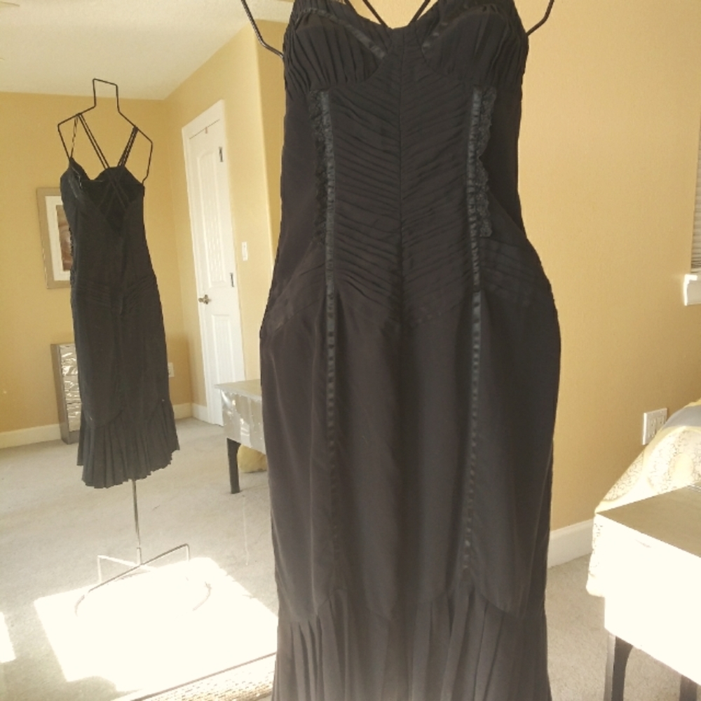 Bebe chiffon dress